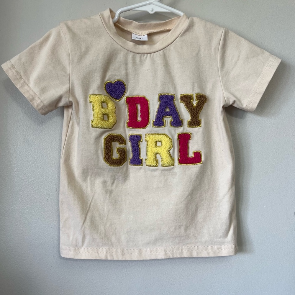 B’day Girl T Shirt Birthday 2-3 Years Toddler Party Beige Crew Neck Patches Tee